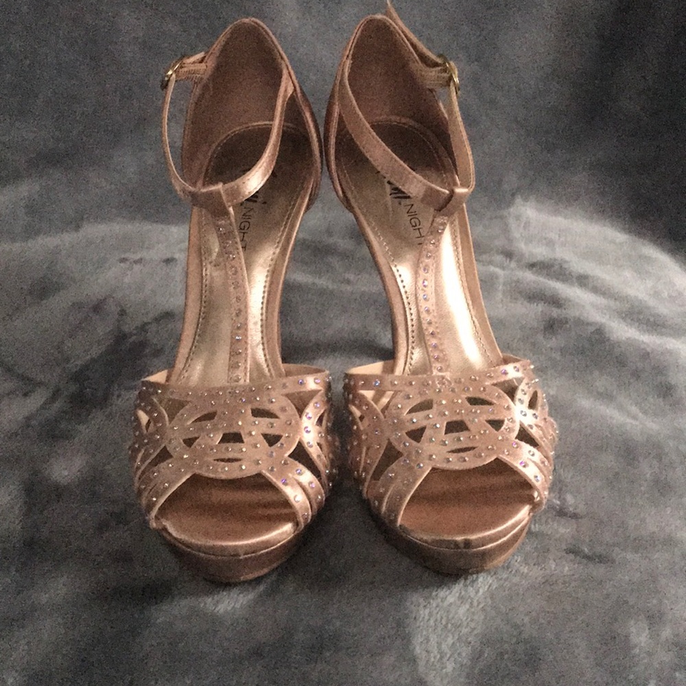 Fioni Night Heels